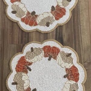 2 TAHARI Beaded Placemats Chargers Round Scalloped Fall Harvest Pumpkins 15" NEW